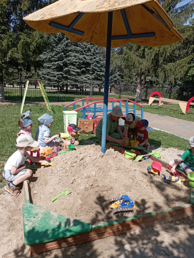 Игры в песочнице Игры в песочнице.
